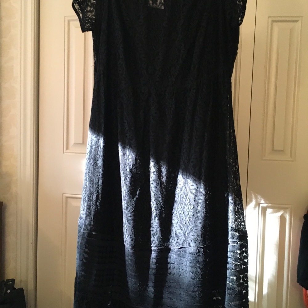 Dress - Picture 2 of 16
